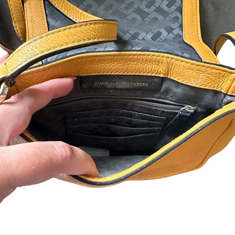 DIANE VON FURSTENBERG Iggy Saddle‎ Bag Mustard